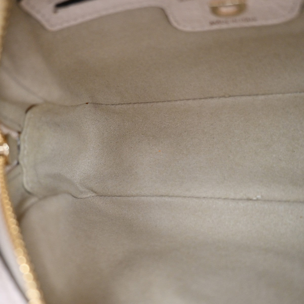 SALVATORE FERRAGAMO Logo Gancini Mini Shoulder Bag Leather White GWH 38EF396