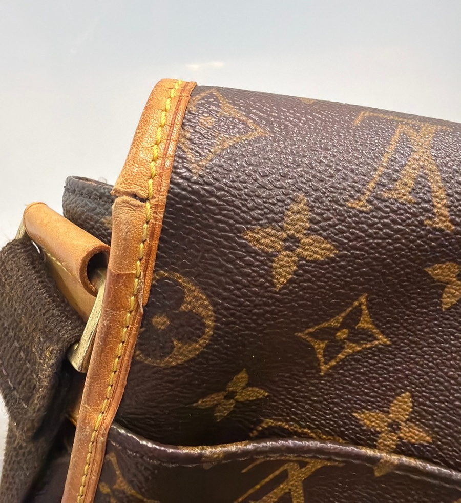 LOUIS VUITTON Messenger Bosphore GM Shoulder Bag Monogram Leather M40105 70YJ190
