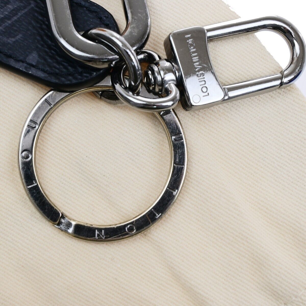 LOUIS VUITTON Porete Cles Key Chain Monogram Eclipse Black SHW M00927 67ED467