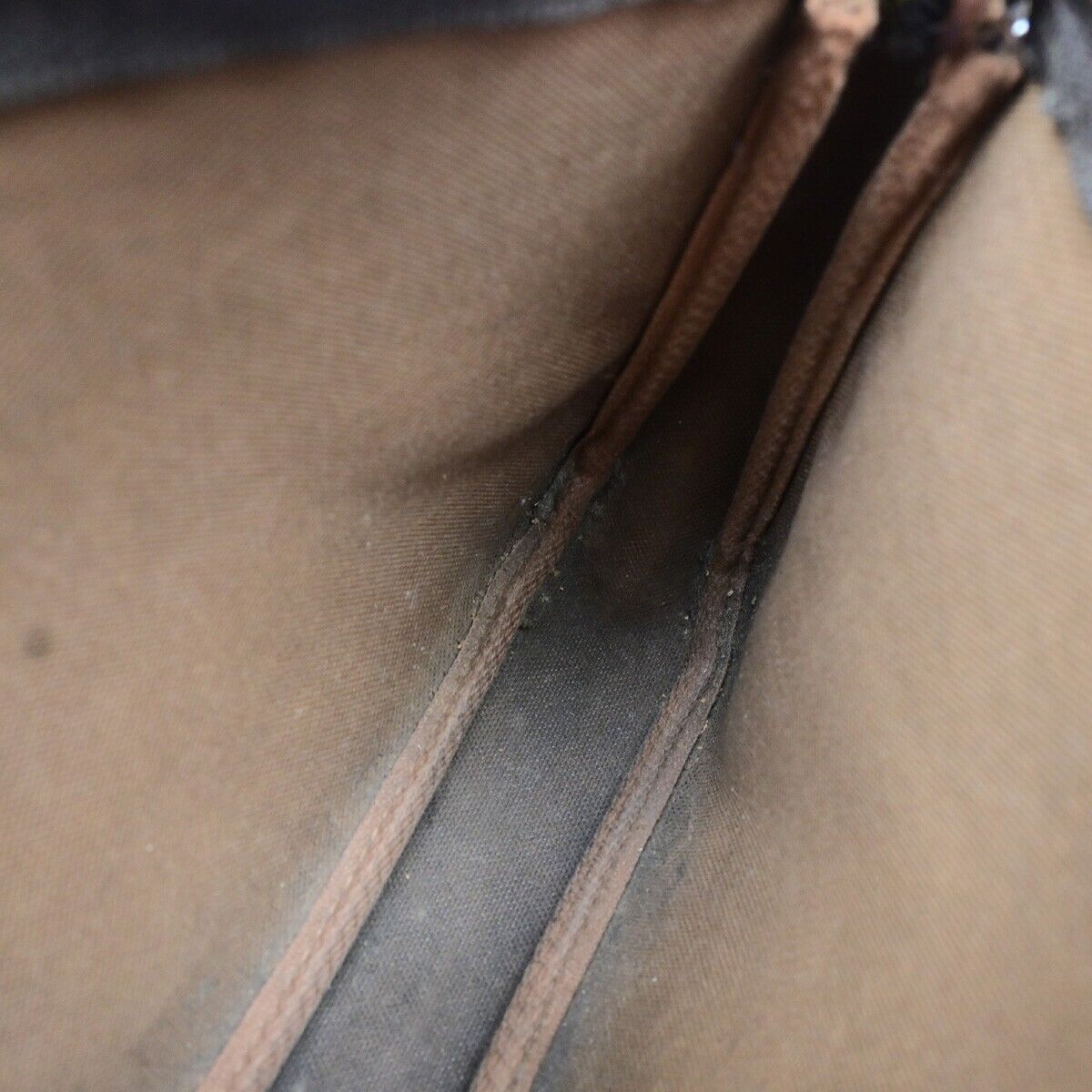 LOUIS VUITTON Pochette Accessoires Hand Bag Monogram Leather BN M51980 30ED959