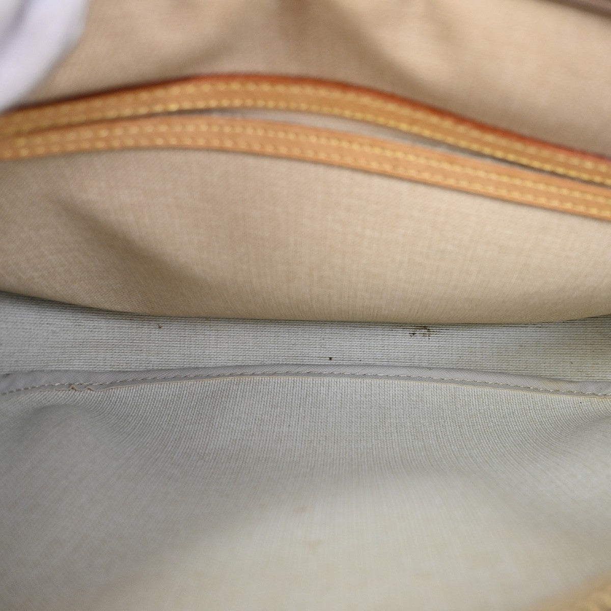 LOUIS VUITTON Reporter Crossbody Shoulder Bag Monogram Leather BN M45254 76KD020