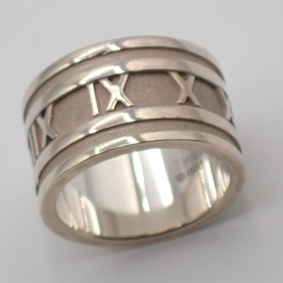 Tiffany & Co. Logo Roman Numerals Atlas Ring US Size 7.5 Silver Ag 925 09KP560
