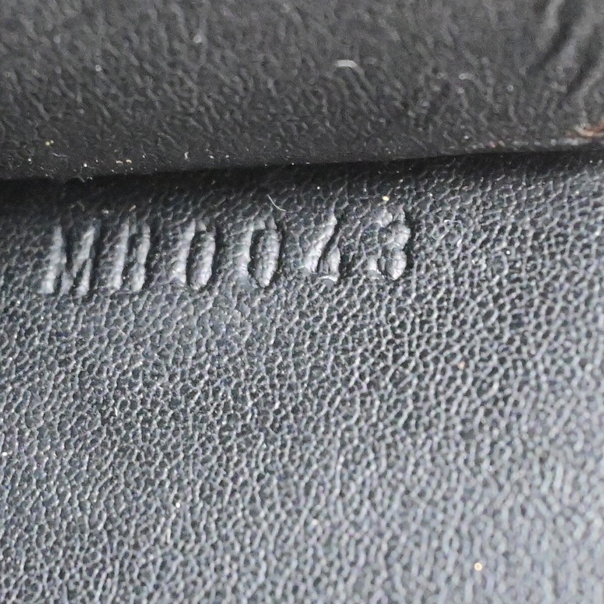 LOUIS VUITTON Serviette Kazan Hand Bag Taiga Leather Black M30802 68EE125