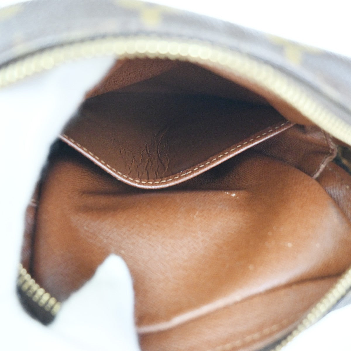 LOUIS VUITTON Amazon Crossbody Shoulder Bag Monogram Leather BN M45236 77TA641