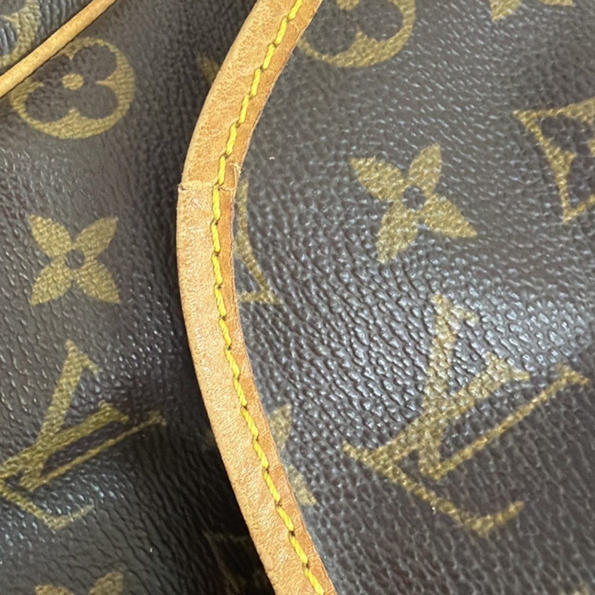 LOUIS VUITTON Logo Saumur 43 Shoulder Bag Monogram Leather Brown M42252 12YH900