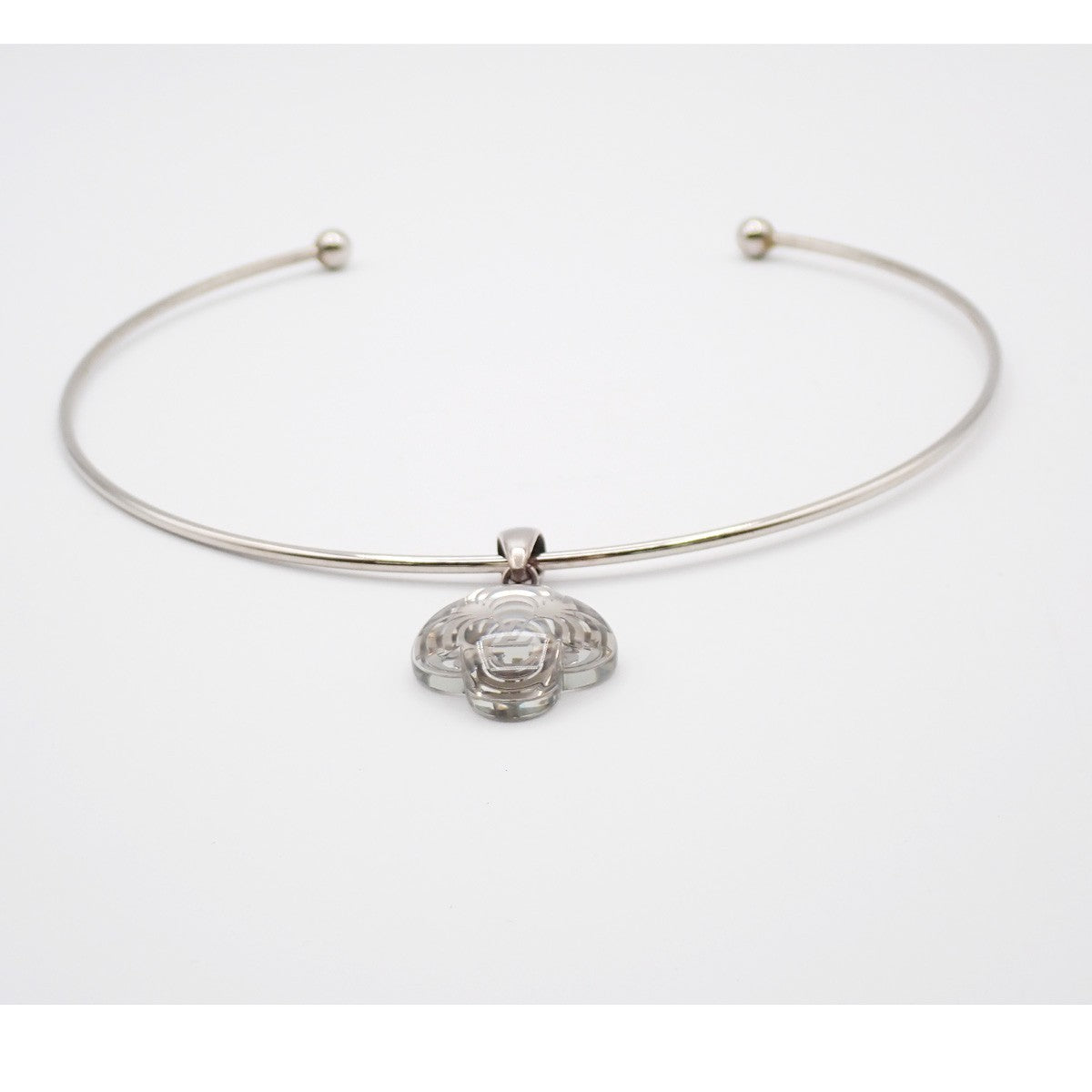 LOUIS VUITTON A La Folie Flower Resin Choker Necklace Silver M65667 64RL892