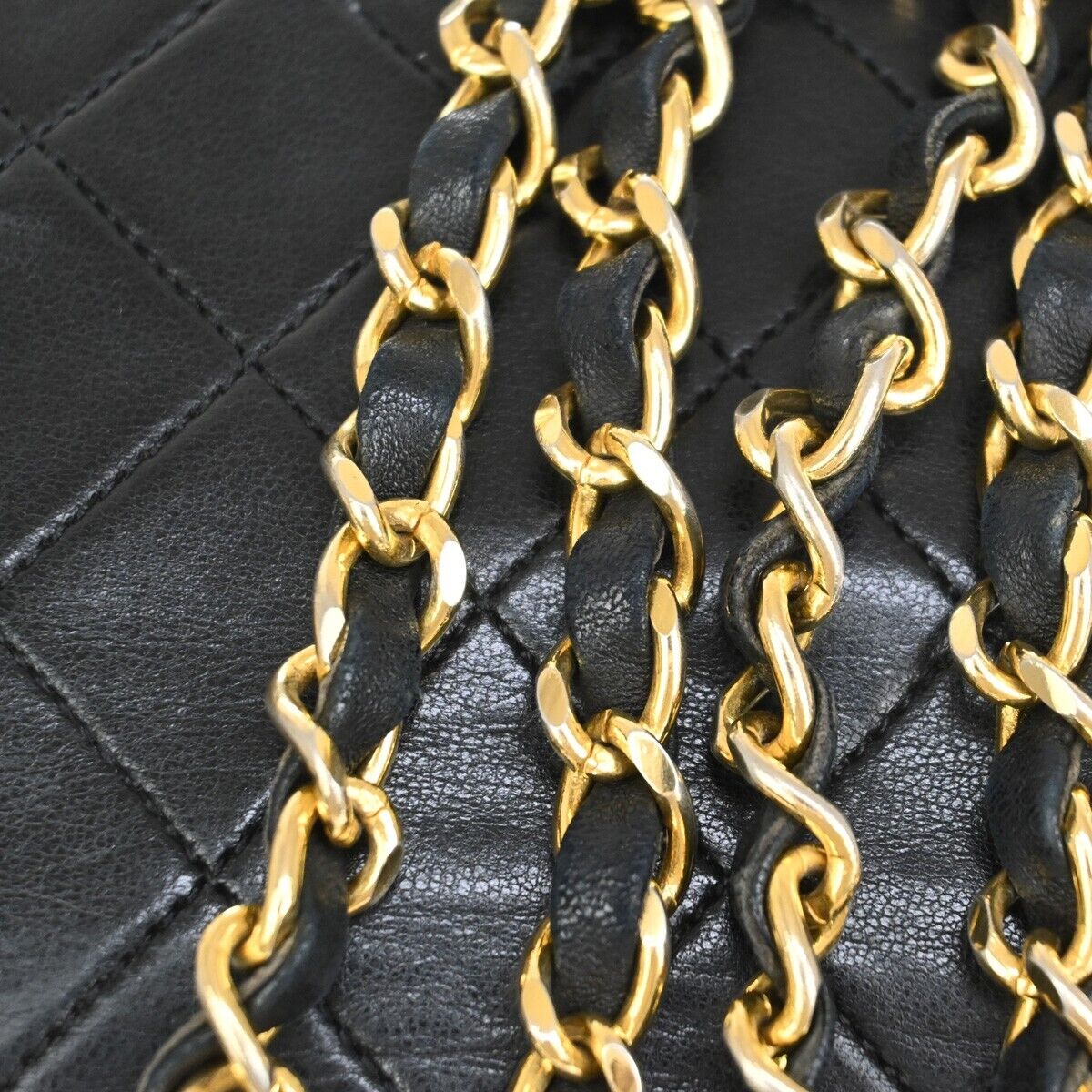 CHANEL CC Mini Matelasse Chain Shoulder Bag Leather Black GHW Vintage 323RJ288