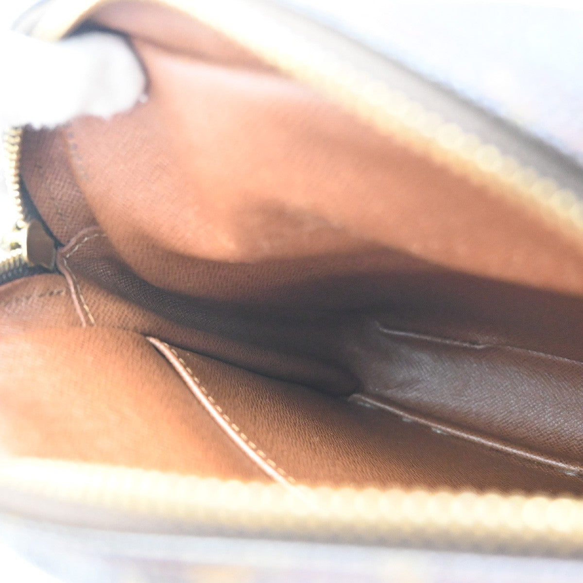 LOUIS VUITTON Amazon Crossbody Shoulder Bag Monogram Leather BN M45236 30FC157