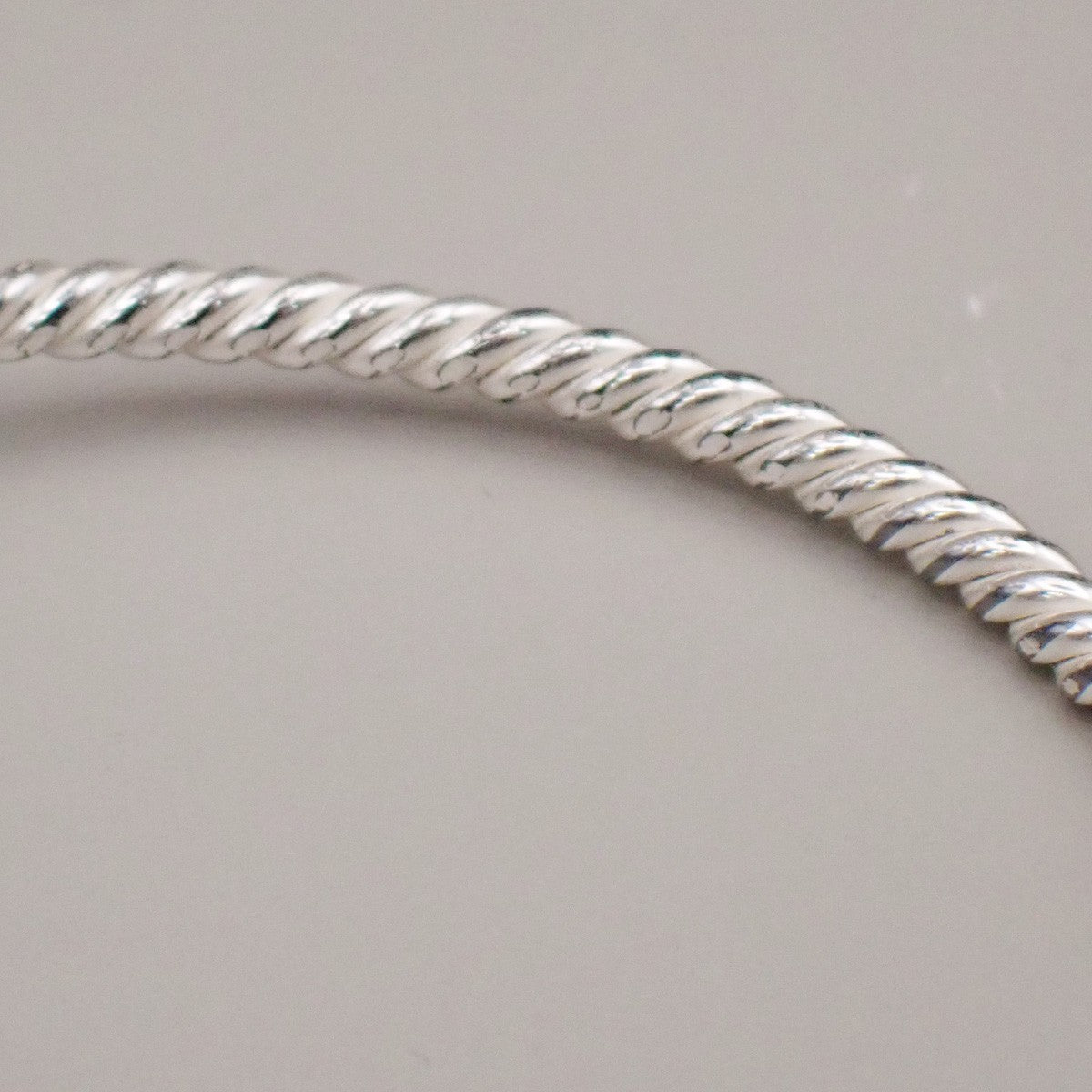 HERMES Logo Twisted Rope Knot Bracelet Bangle Silver 680LC634
