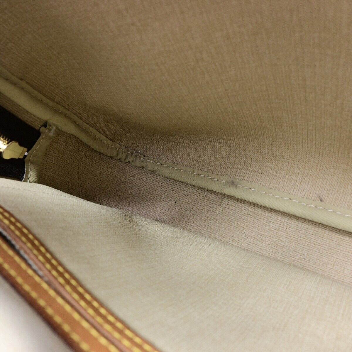LOUIS VUITTON Reporter PM Crossbody Shoulder Bag Monogram Leather M45254 35EB359