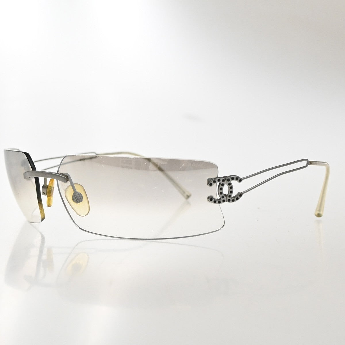 CHANEL CC Logo Rhine Stone Sunglasses Eye Were Plastic Metal Silver 63RL856