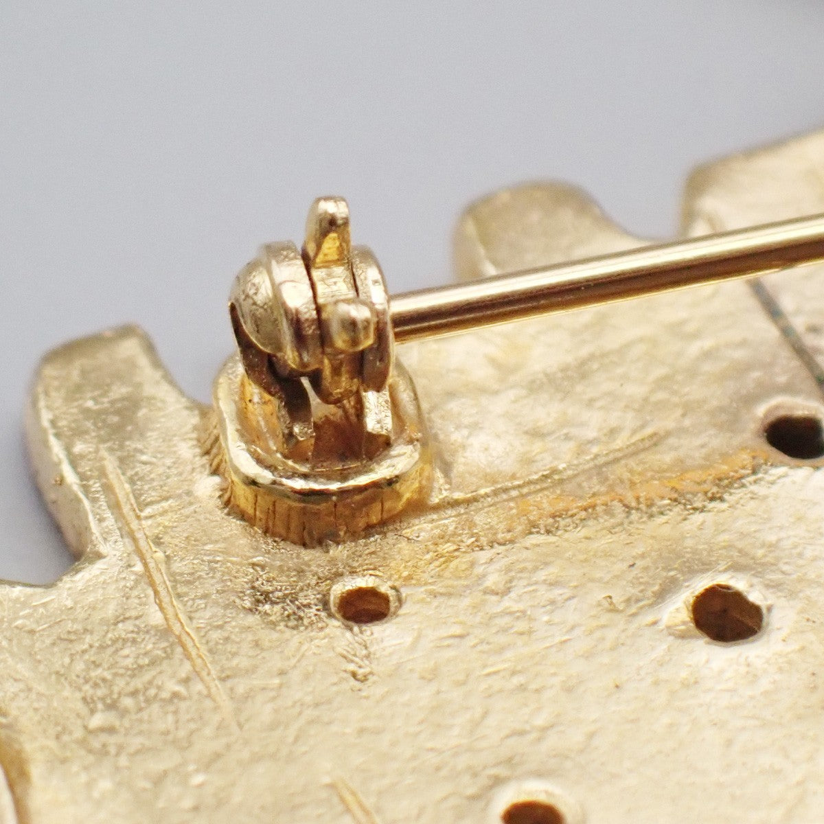 CHANEL CC Logo Pin Brooch 94P Cross Gold GHW France Vintage Accessory 33RL888