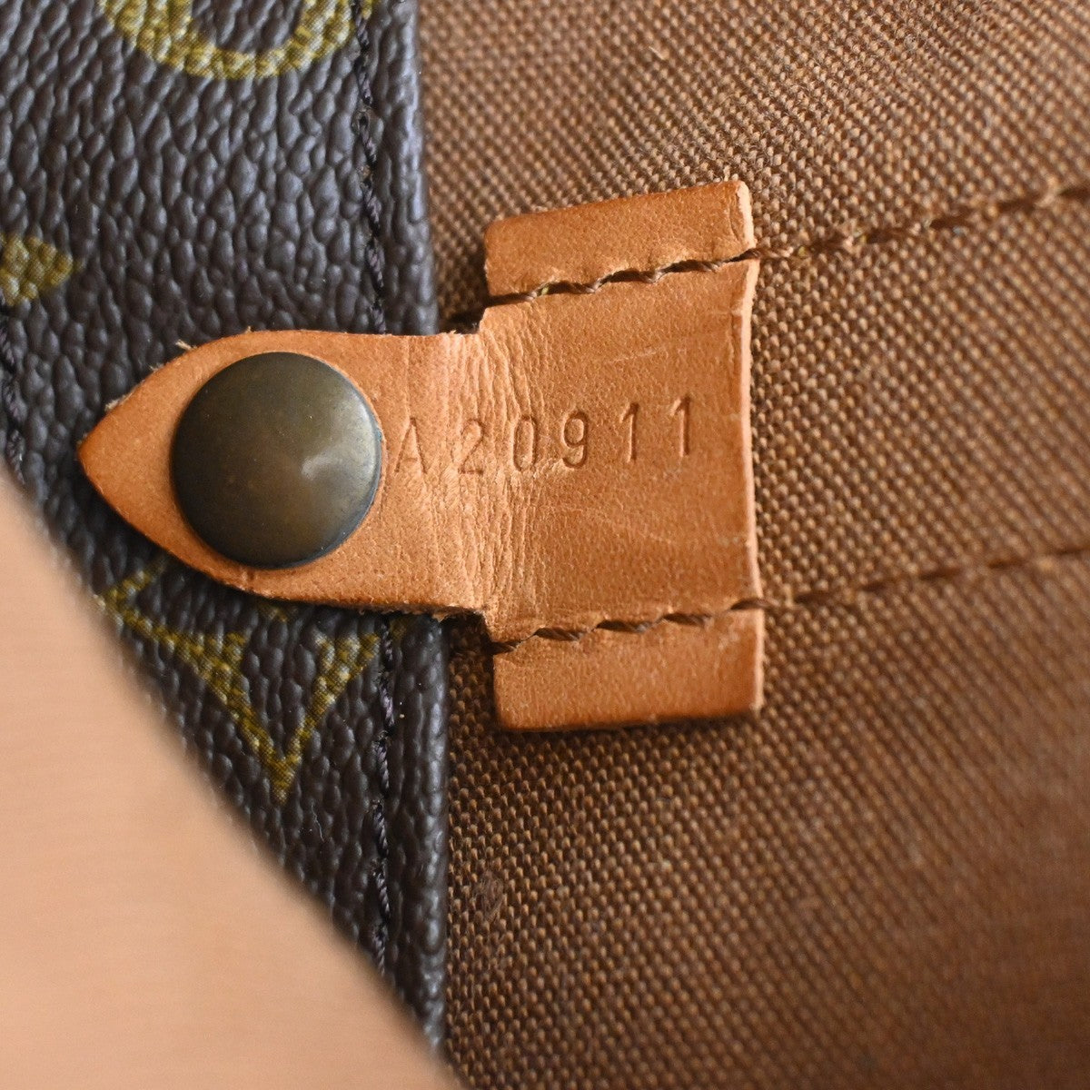 LOUIS VUITTON LV Randonnee GM Shoulder Bag Monogram Leather Brown M42244 81CA080
