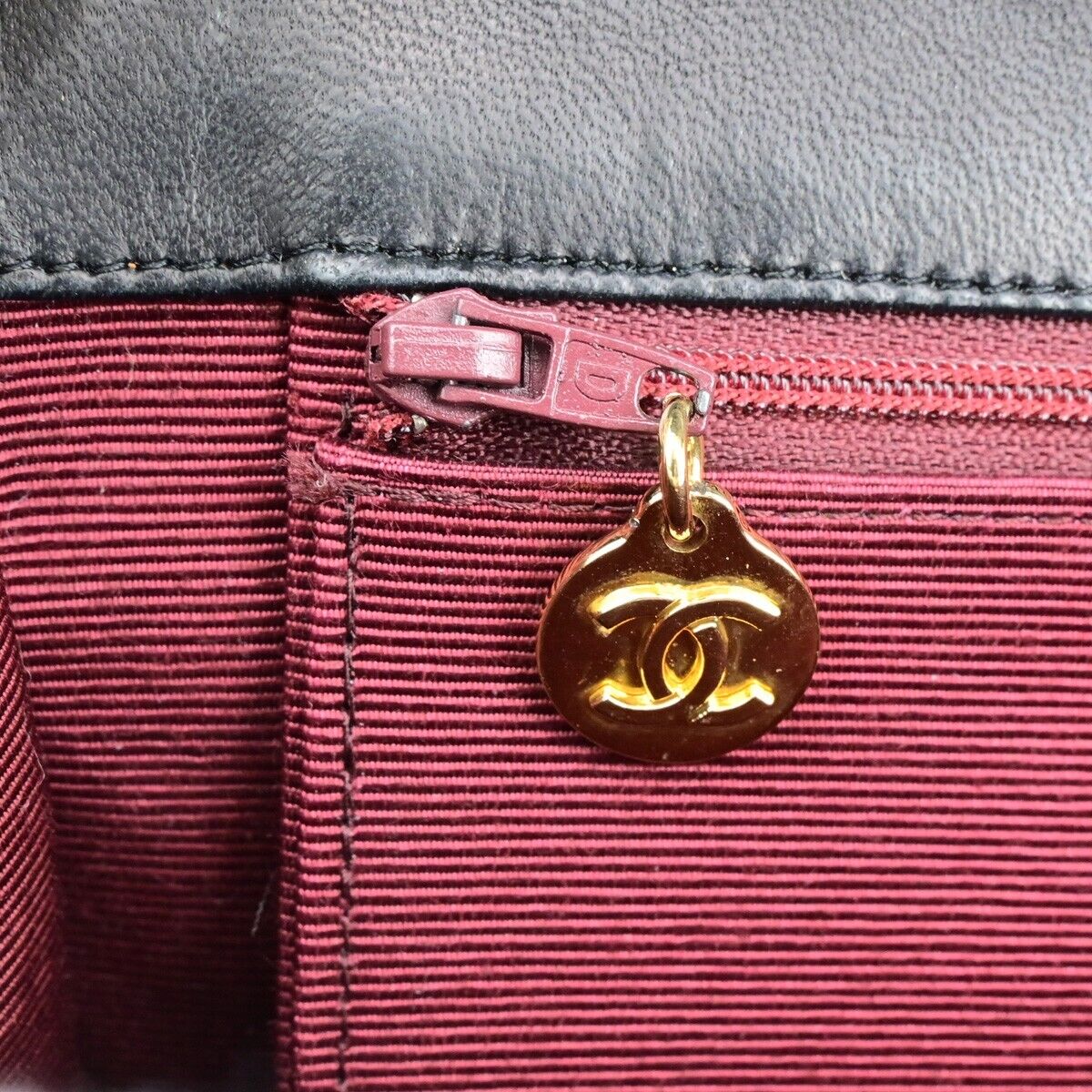 CHANEL CC Bias Stitch Chain Shoulder Bag Leather Black GHW Vintage 645RF150