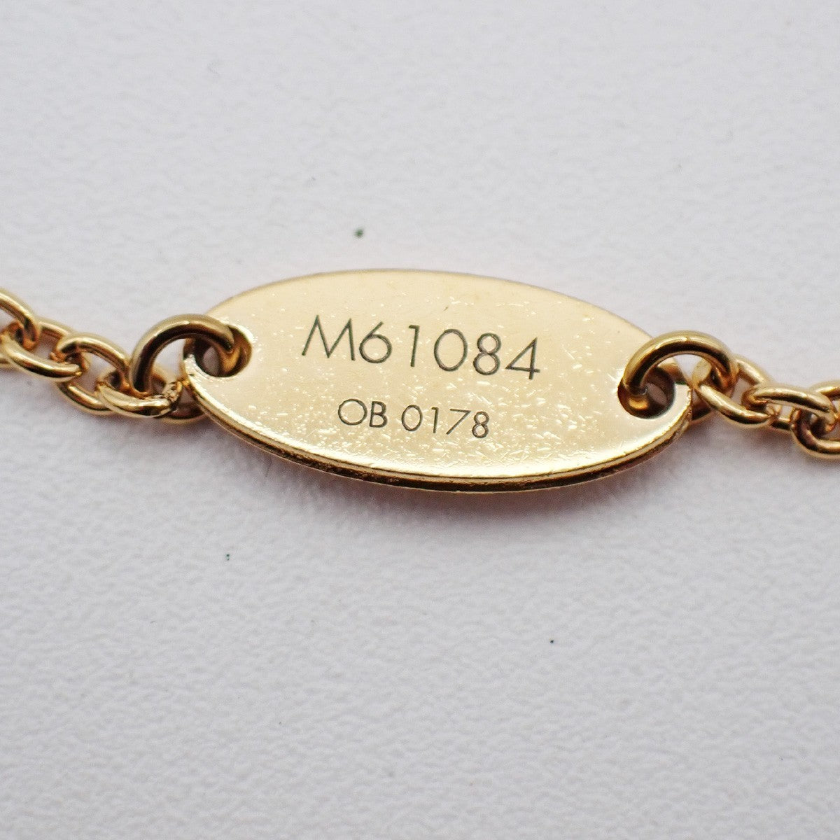 LOUIS VUITTON LV Logo Essential V Bracelet Gold-Plated Italy M61084 36RL847