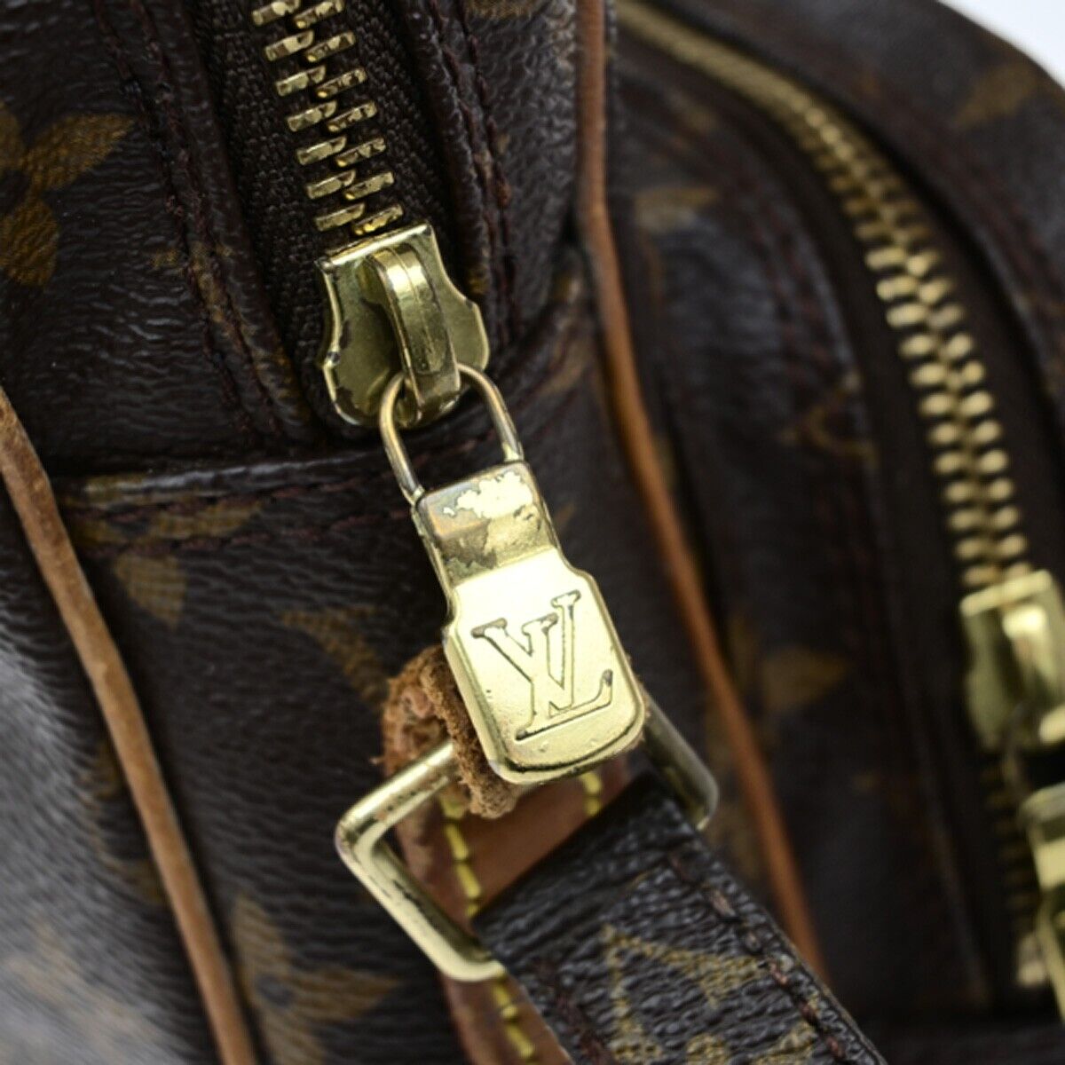 LOUIS VUITTON Amazon Crossbody Shoulder Bag Monogram Leather BN M45236 68ED748