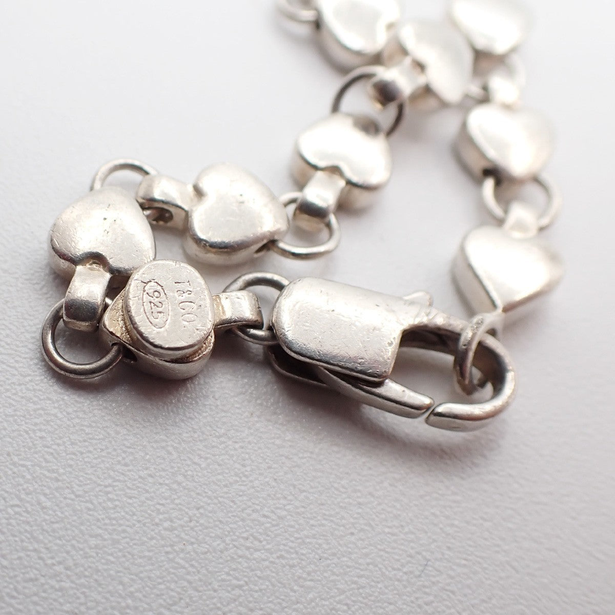 Tiffany & Co. Logo Puff Heart Link Charm Bracelet Silver 925 62RL625
