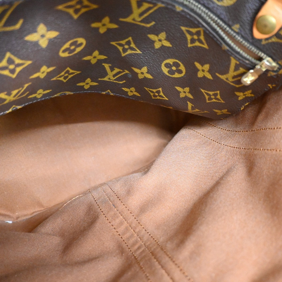 LOUIS VUITTON LV Randonnee GM Shoulder Bag Monogram Leather Brown M42244 85KB594