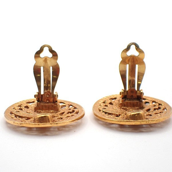 CHANEL CC Logo Oval Earrings 26 Clip-On Gold France Vintage 83RL873