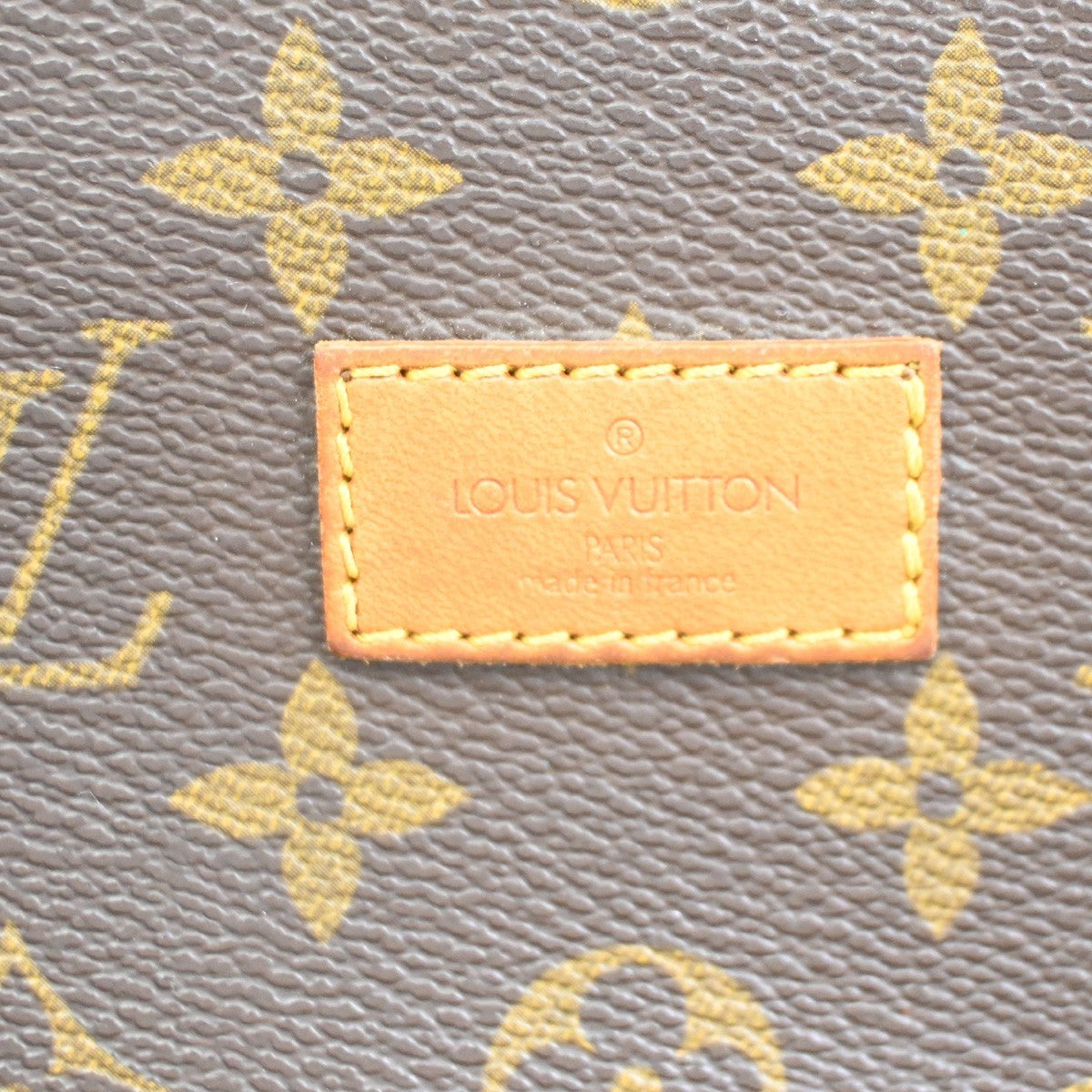 LOUIS VUITTON Saumur 35 Shoulder Bag Monogram Leather BN France M42254 73CA945