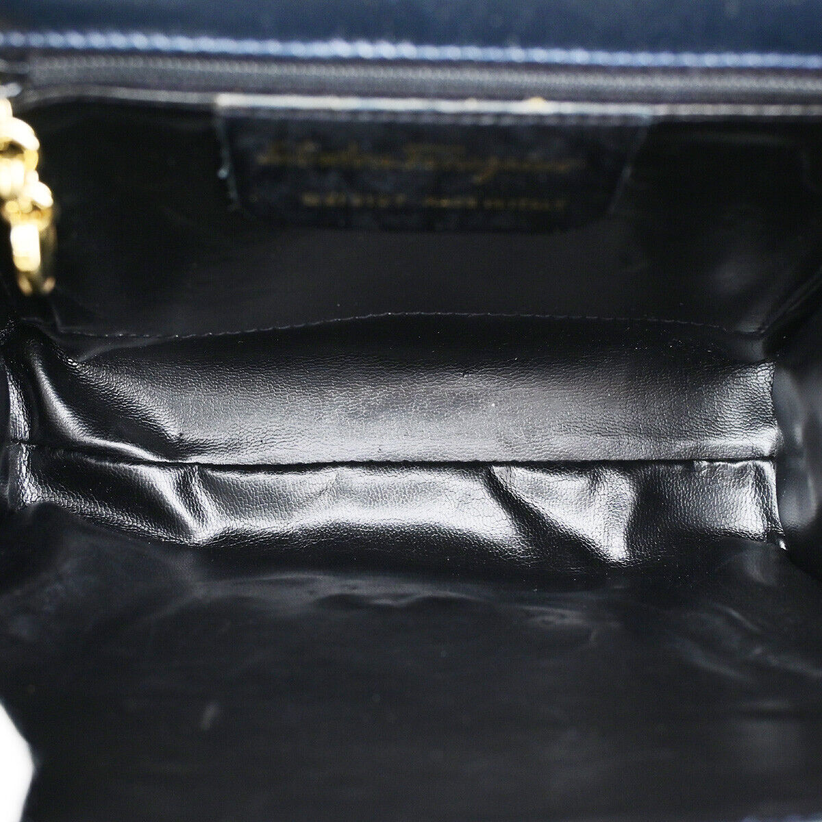 SALVATORE FERRAGAMO Logo Vara Shoulder Bag Leather Navy Blue GHW Italy 68YG010