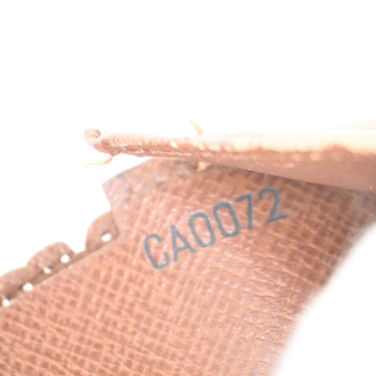 14.Live LOUIS VUITTON LV Logo 2 Set Bifold Wallet Monogram Leather Brown 05KC357