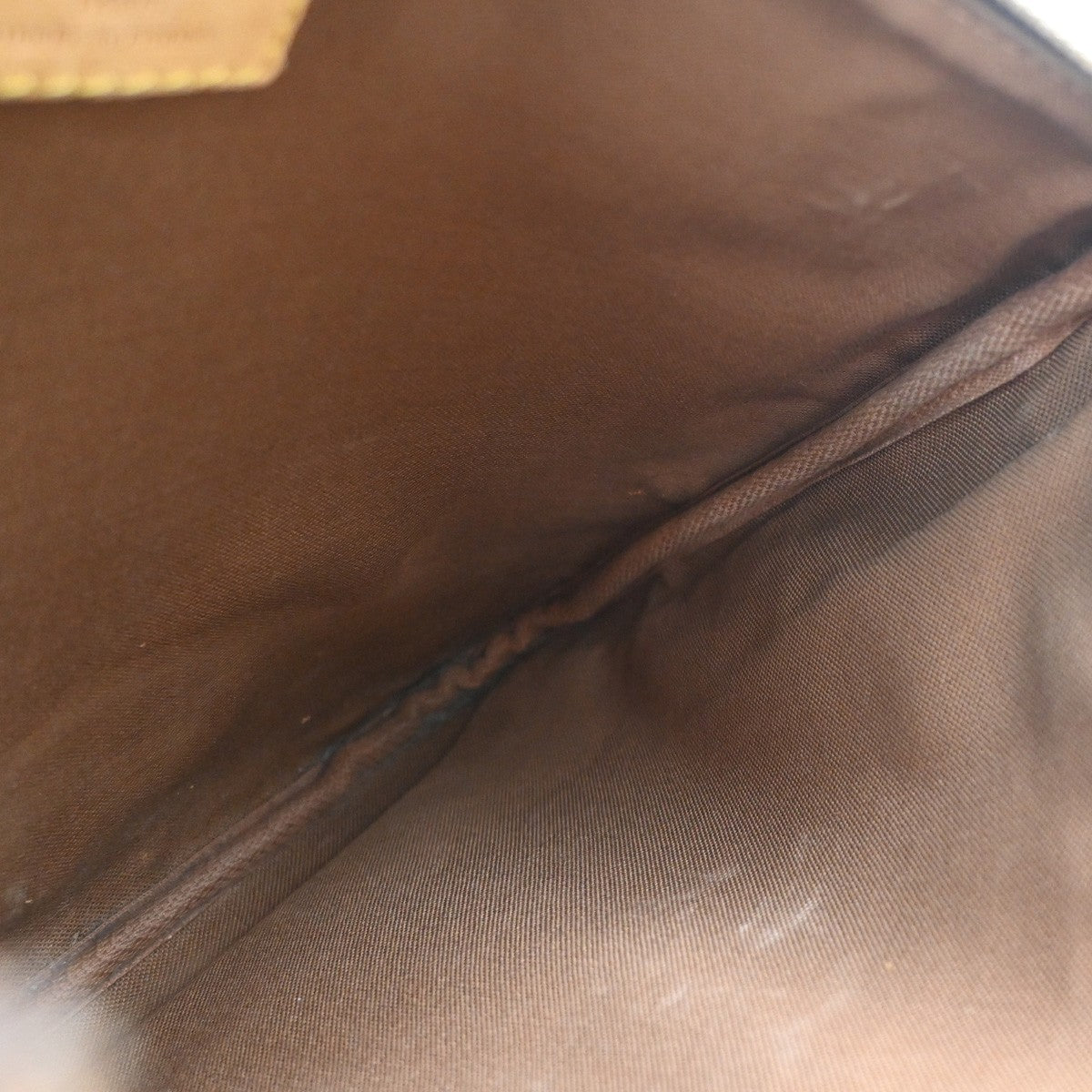 LOUIS VUITTON Pochette Bosphore Shoulder Bag Monogram Leather BN M40044 65PA077