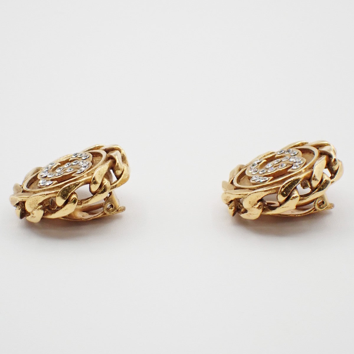 CHANEL CC Logo Rhinestones Round Botton Earring 23 Clip on Gold Vintage 81RL488