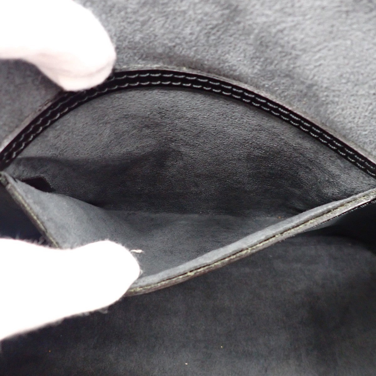 LOUIS VUITTON LV Alma Hand Bag Epi Leather Noir Black Gold France M52142 10AA197