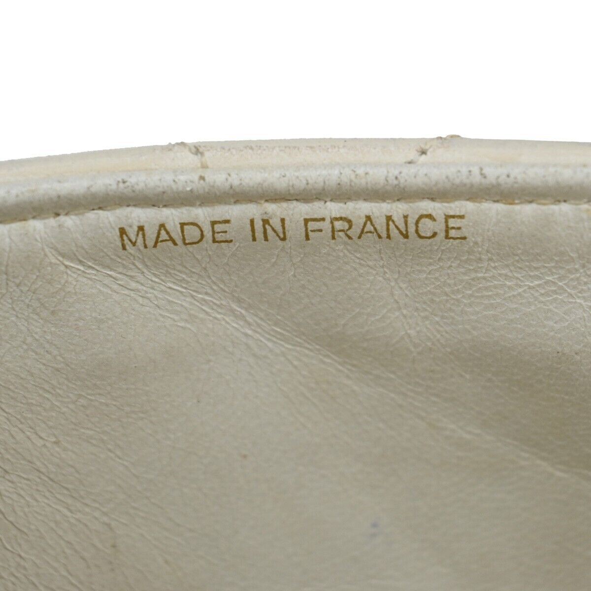 CHANEL CC Logo Matelasse Chain Shoulder Bag Leather White GHW Vintage 650RJ771