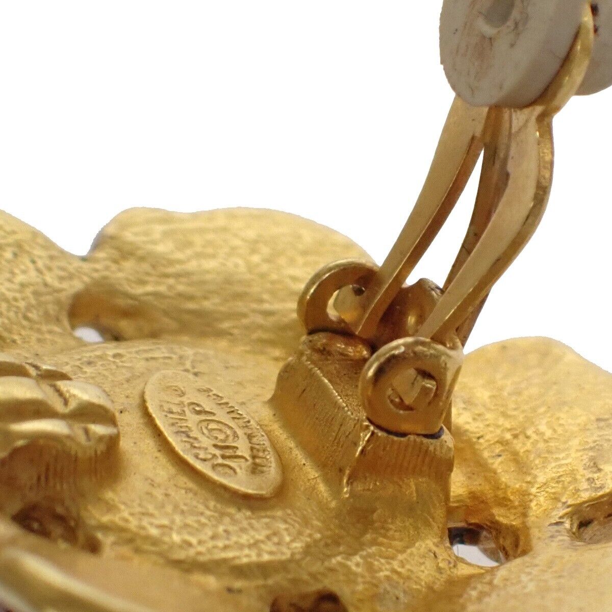 CHANEL CC Logo Button Earrings Clip-On 04P GHW France Vintage Accessory 31YD431