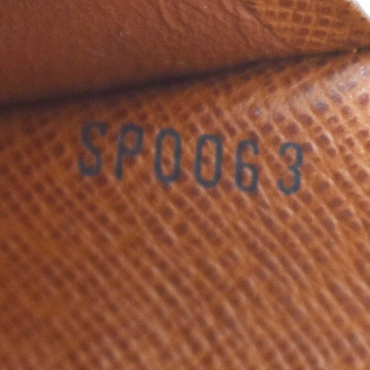 LOUIS VUITTON Porte Monnaie Billets Tresor Bifold Wallet Monogram M61730 05YB792