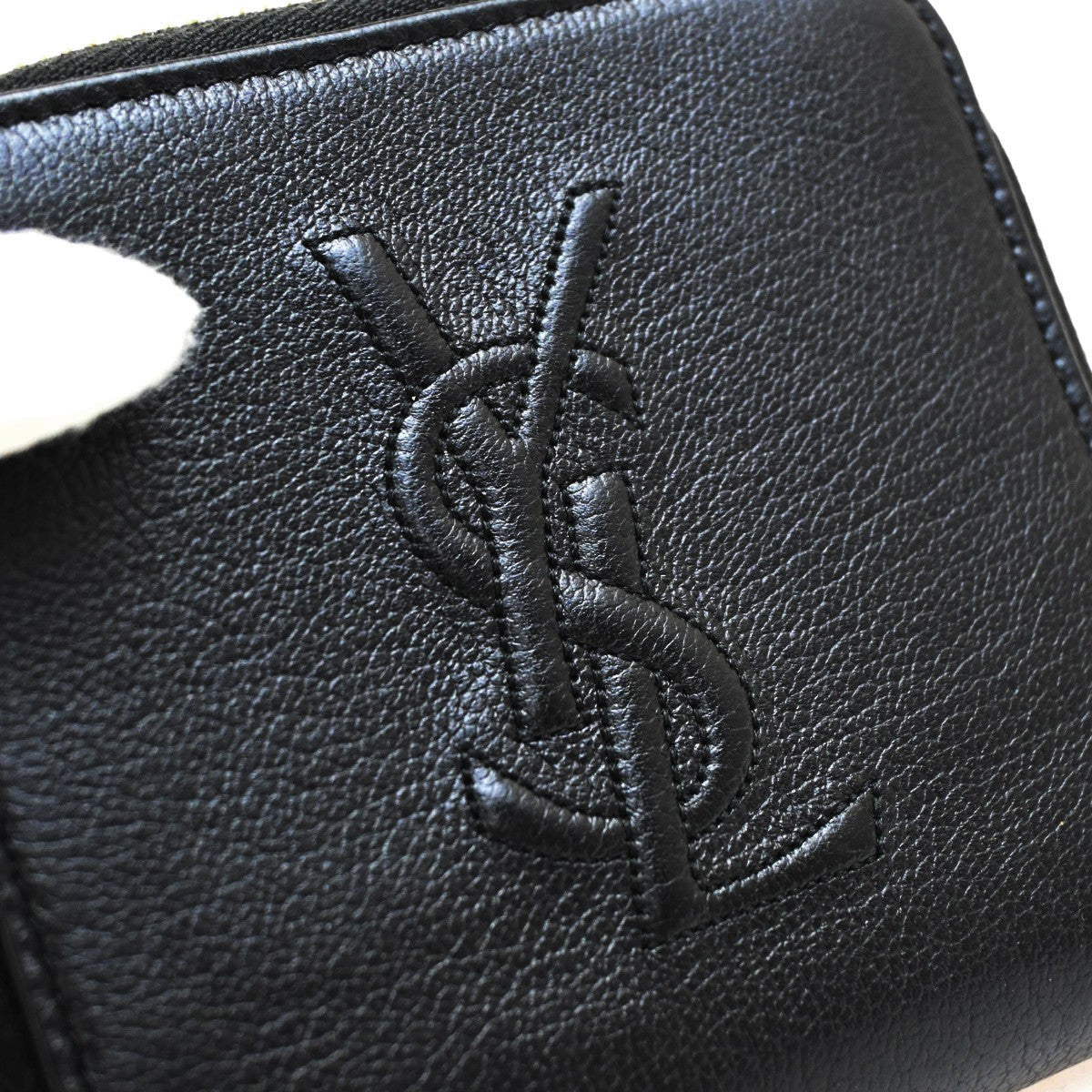 YVES SAINT LAURENT YSL Zipper Around Compact Wallet Purse Leather Black 31KA656