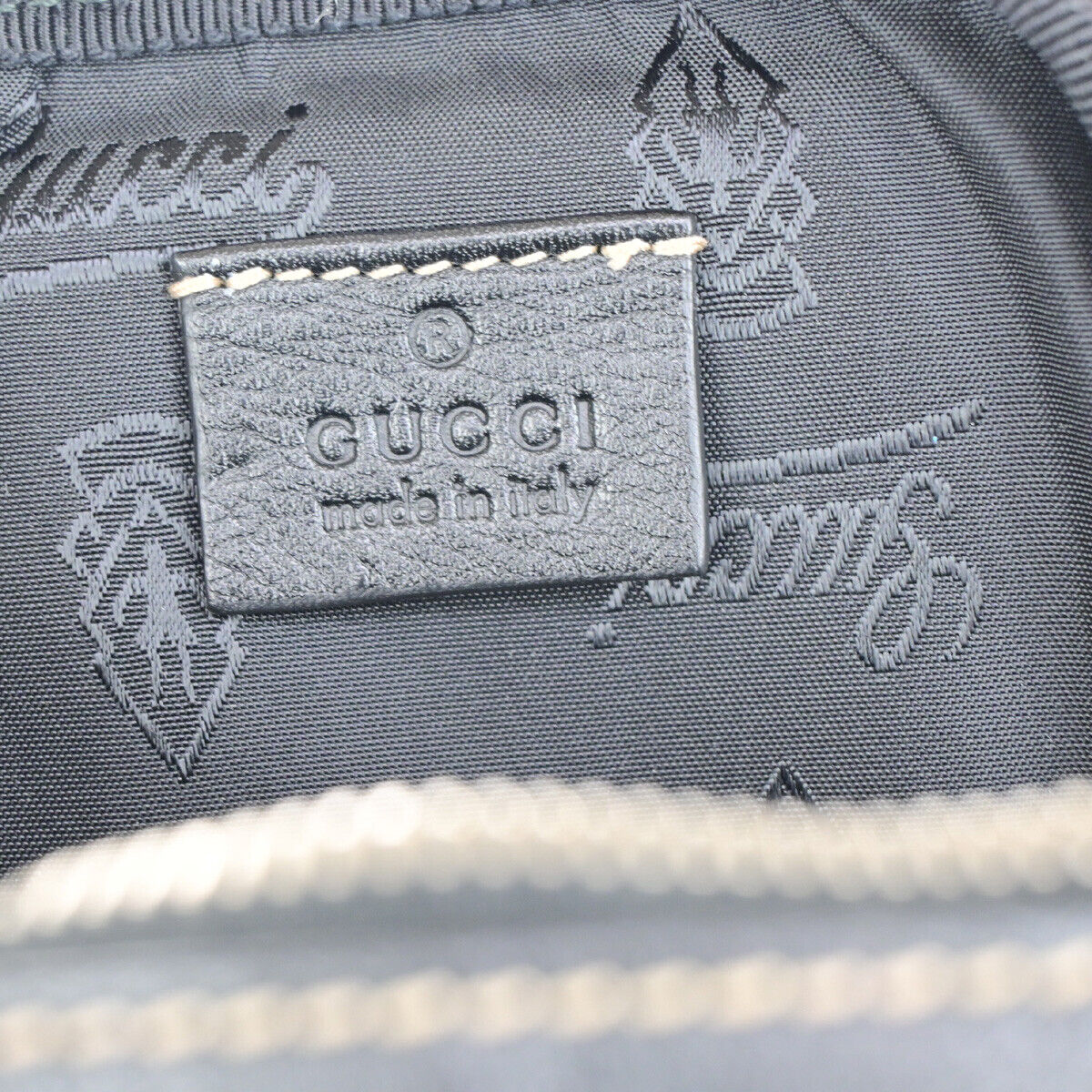 GUCCI Logo Waist Bum Body Bag Leather Black SHW Italy 77YG477