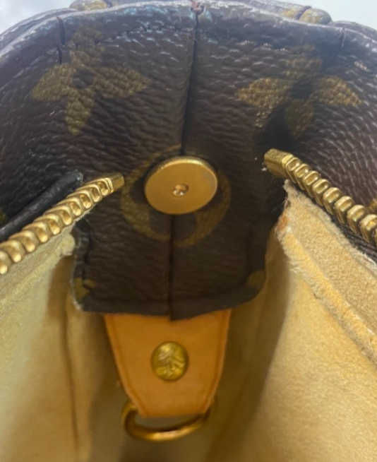 LOUIS VUITTON Logo Looping GM Shoulder Bag Monogram Leather Brown M51145 86ZA095