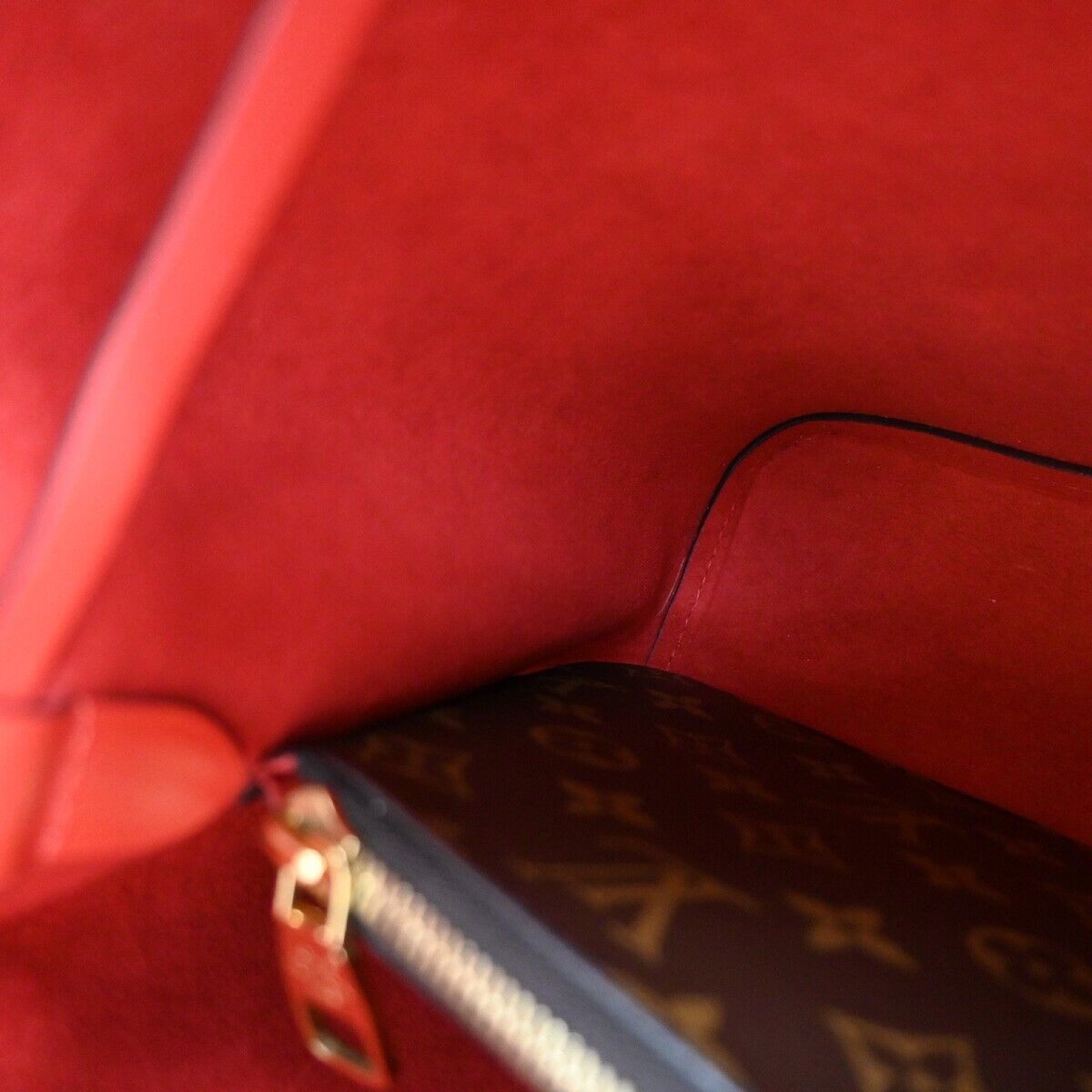 LOUIS VUITTON Neo Noe MM Drawstring Shoulder Bag Monogram Red M44021 669RF240
