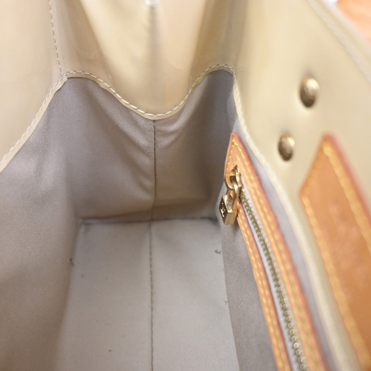 LOUIS VUITTON Read PM Hand Bag Monogram Vernis Patent Leather BE M91144 65YJ029