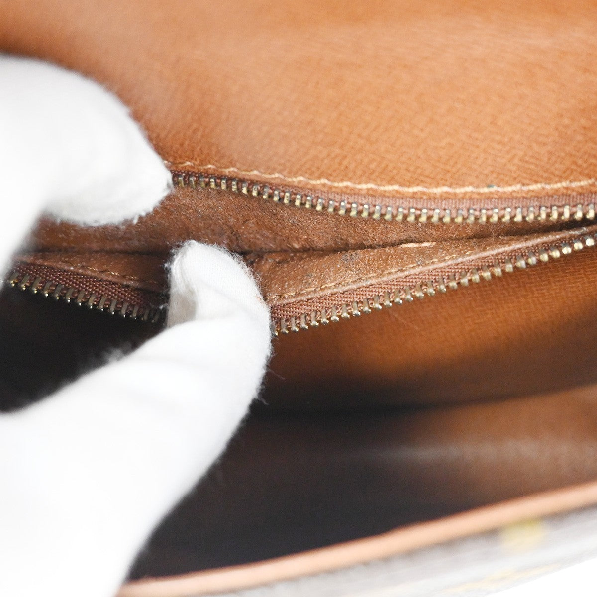LOUIS VUITTON Saint Cloud MM Shoulder Bag Monogram Leather Brown M51243 82KC898
