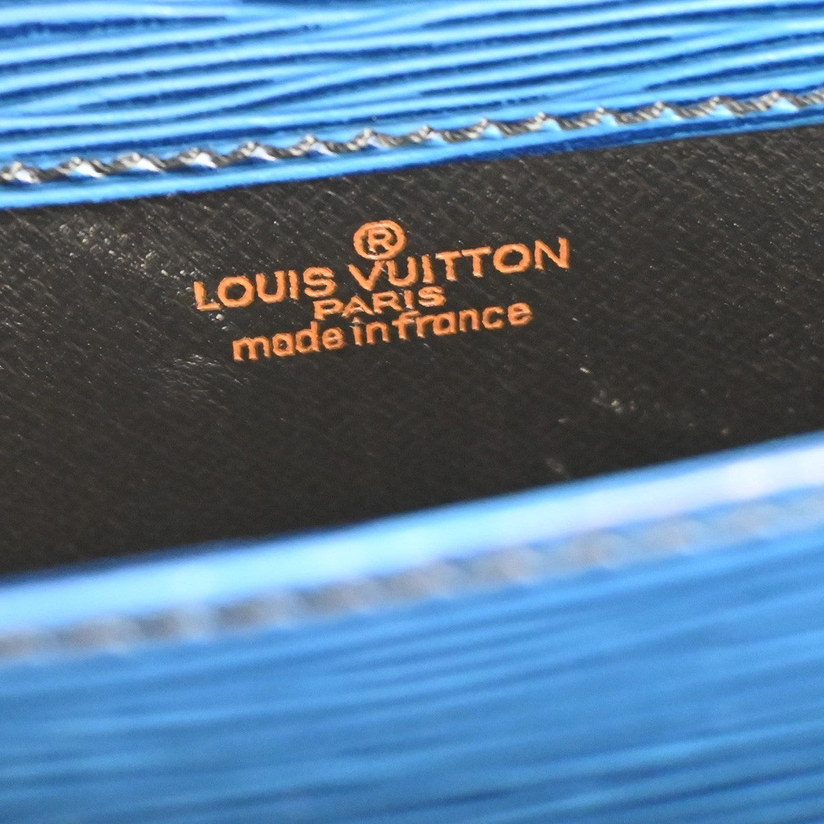 LOUIS VUITTON LV Cartouchiere Shoulder Bag Epi Leather Blue Gold M52245 77YJ046