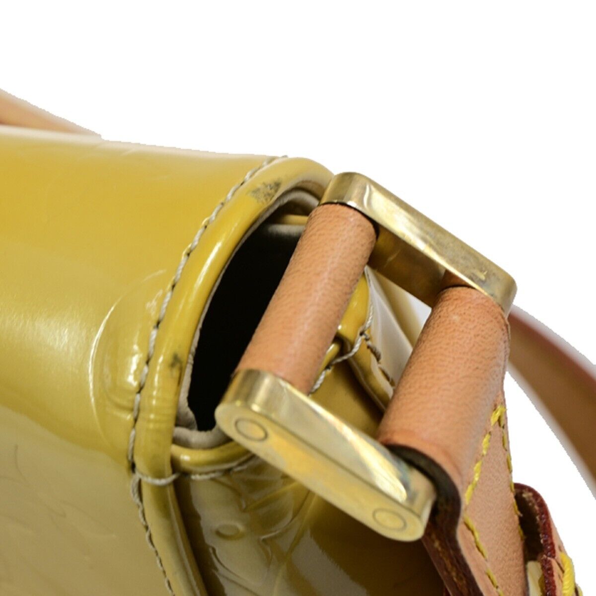 LOUIS VUITTON Thompson Street Shoulder Bag Monogram Vernis Beige M91008 62EC357