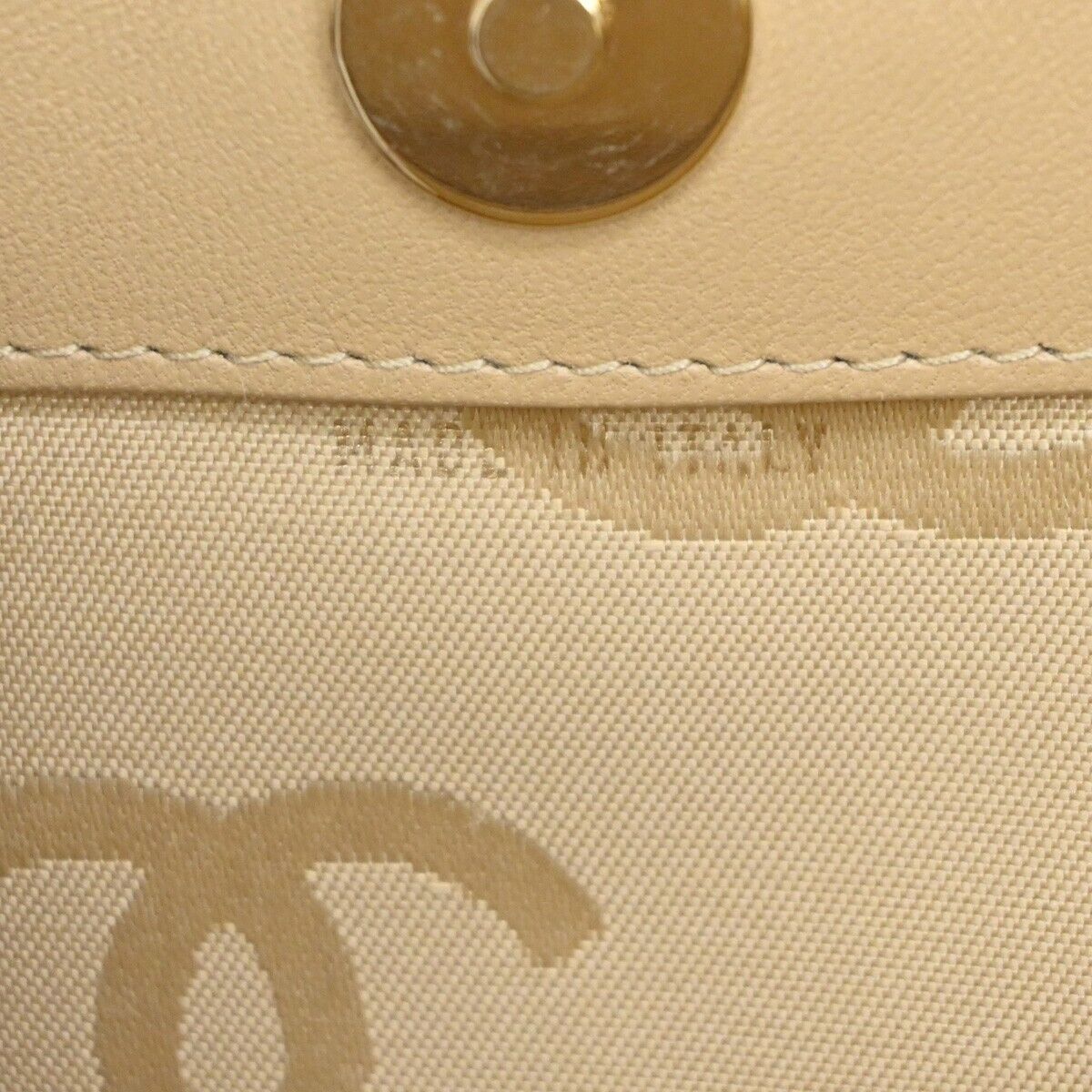 CHANEL CC Logo Matelasse Chain Shoulder Tote Bag Leather Beige GHW 305RJ393