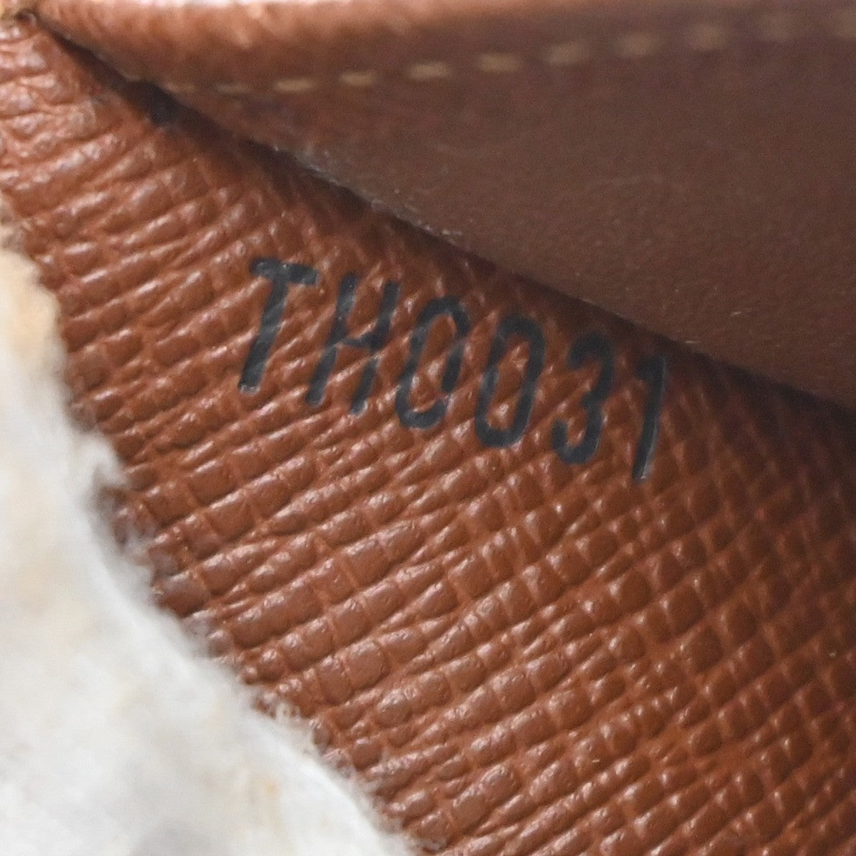 LOUIS VUITTON International Long Trifold Wallet Monogram Brown M61215 60EF787