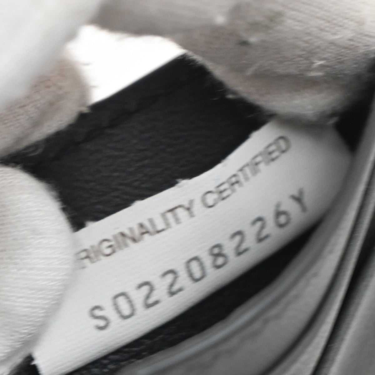 BOTTEGA VENETA INTRECCIATO Trifold Compact Wallet Leather Black Italy 31KP054