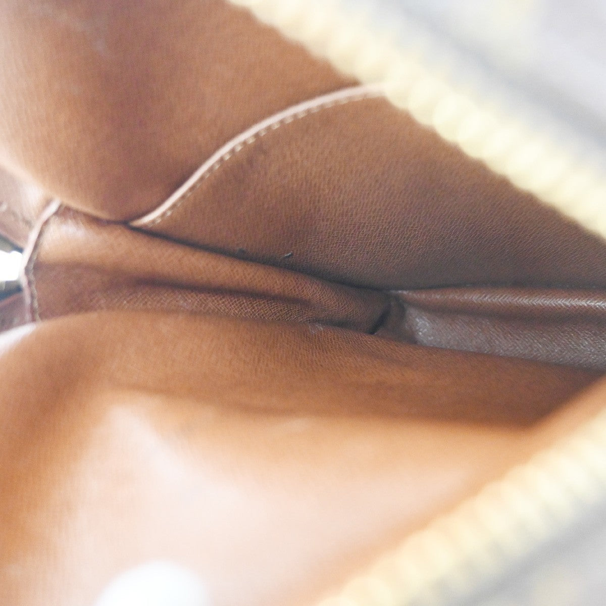 LOUIS VUITTON Amazon Crossbody Shoulder Bag Monogram Leather BN M45236 77KD089