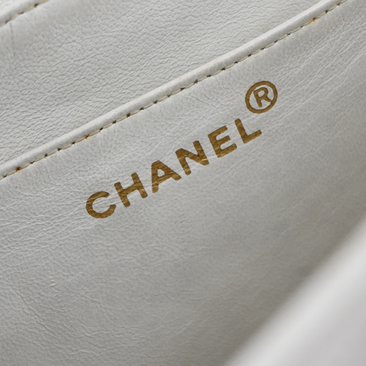 CHANEL CC Chain Shoulder Bag Grained Calfskin Leather White Vintage 834RP178