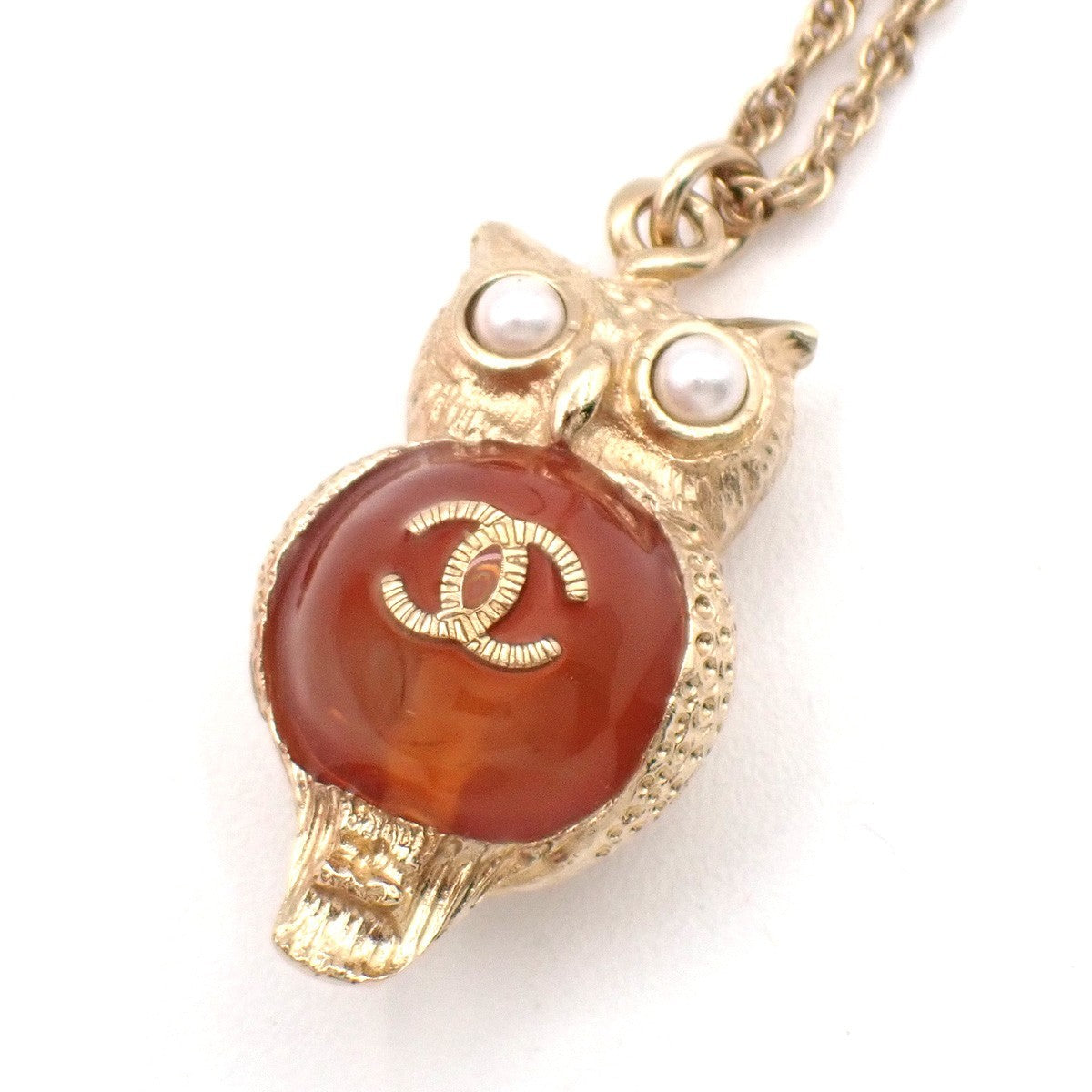 CHANEL CC Owl Motif Imitation Pearl Pendant Necklace A18C Gold-Plated 89KC977