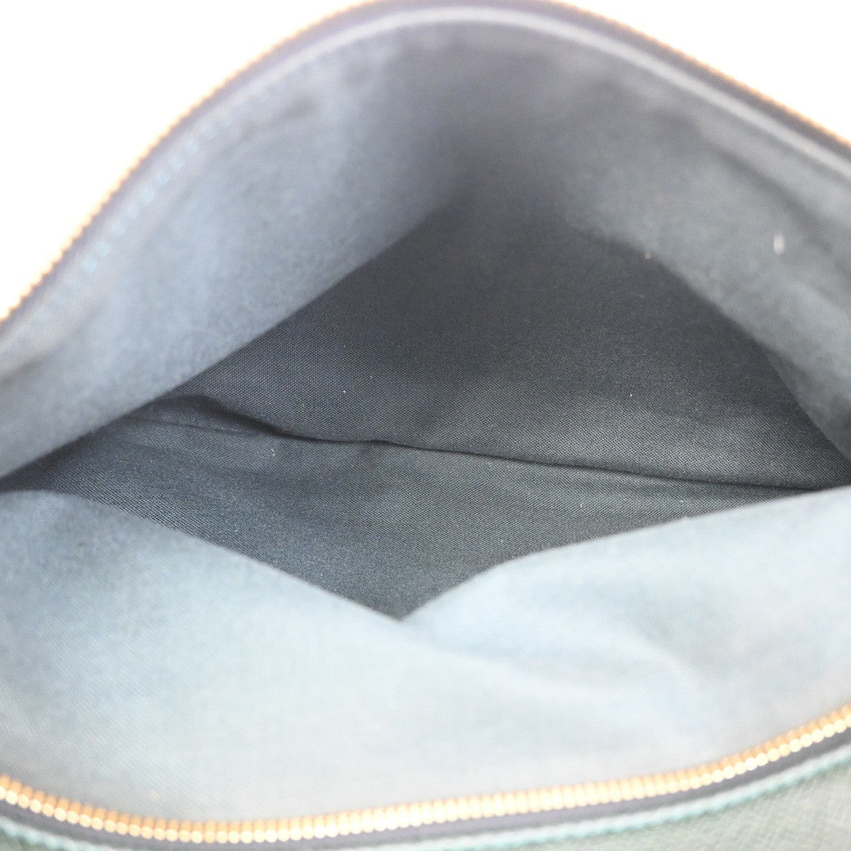 LOUIS VUITTON Delsou Shoulder Bag Taiga Leather Epicea Green GHW M30164 37ZA127