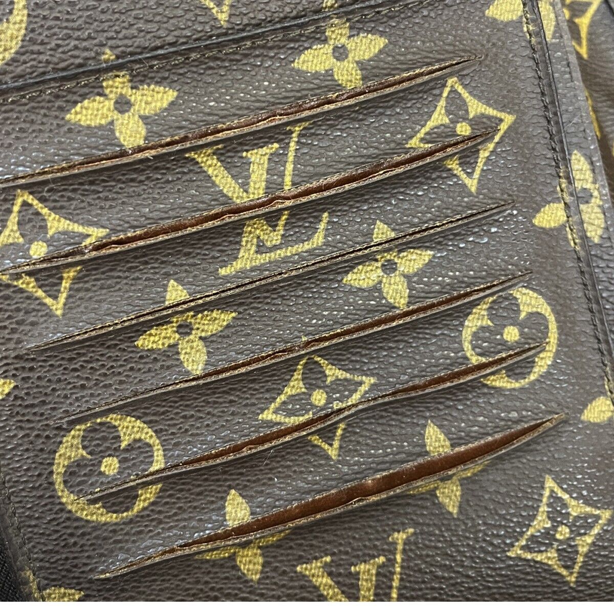 LOUIS VUITTON Poche Escapade Bifold Wallet Monogram Leather BN M60113 70GA364