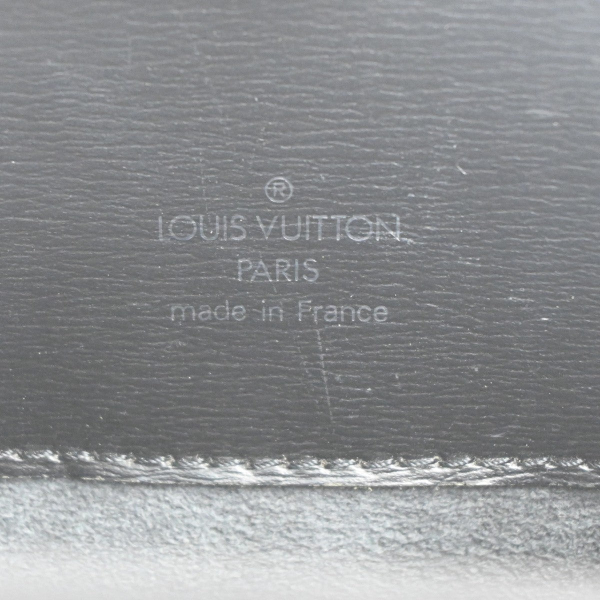 LOUIS VUITTON LV Cluny Shoulder Bag Epi Leather Black France M52252 77MA445