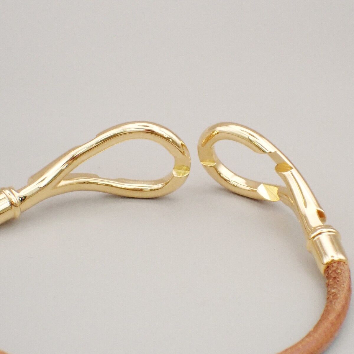HERMES Logo Jumbo Hook Bracelet Leather Brown Gold Accessory 04ED436